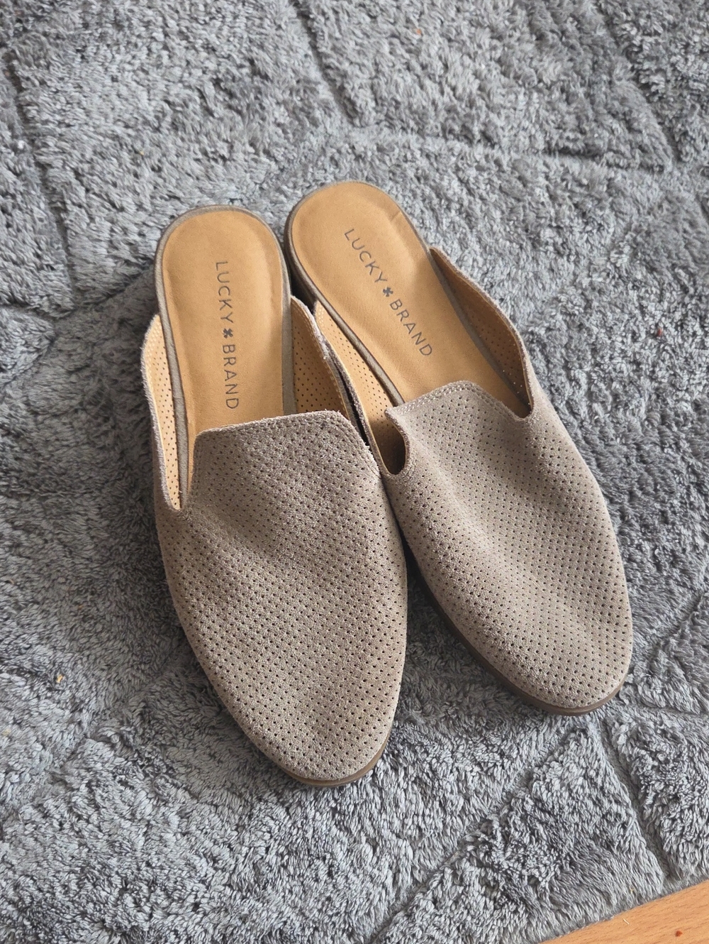 Lucky Brand Women's Taupe Suede Slip-On Mules Fall Contemporary Office Size 7.5